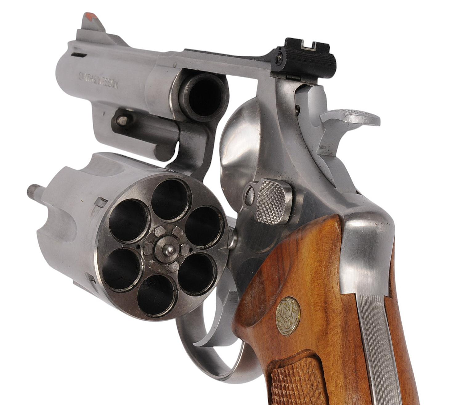 Smith & Wesson Model 629 Stainless Steel 44. Mag Double-Action Revolver FFL Req:N874636 (W2R1)