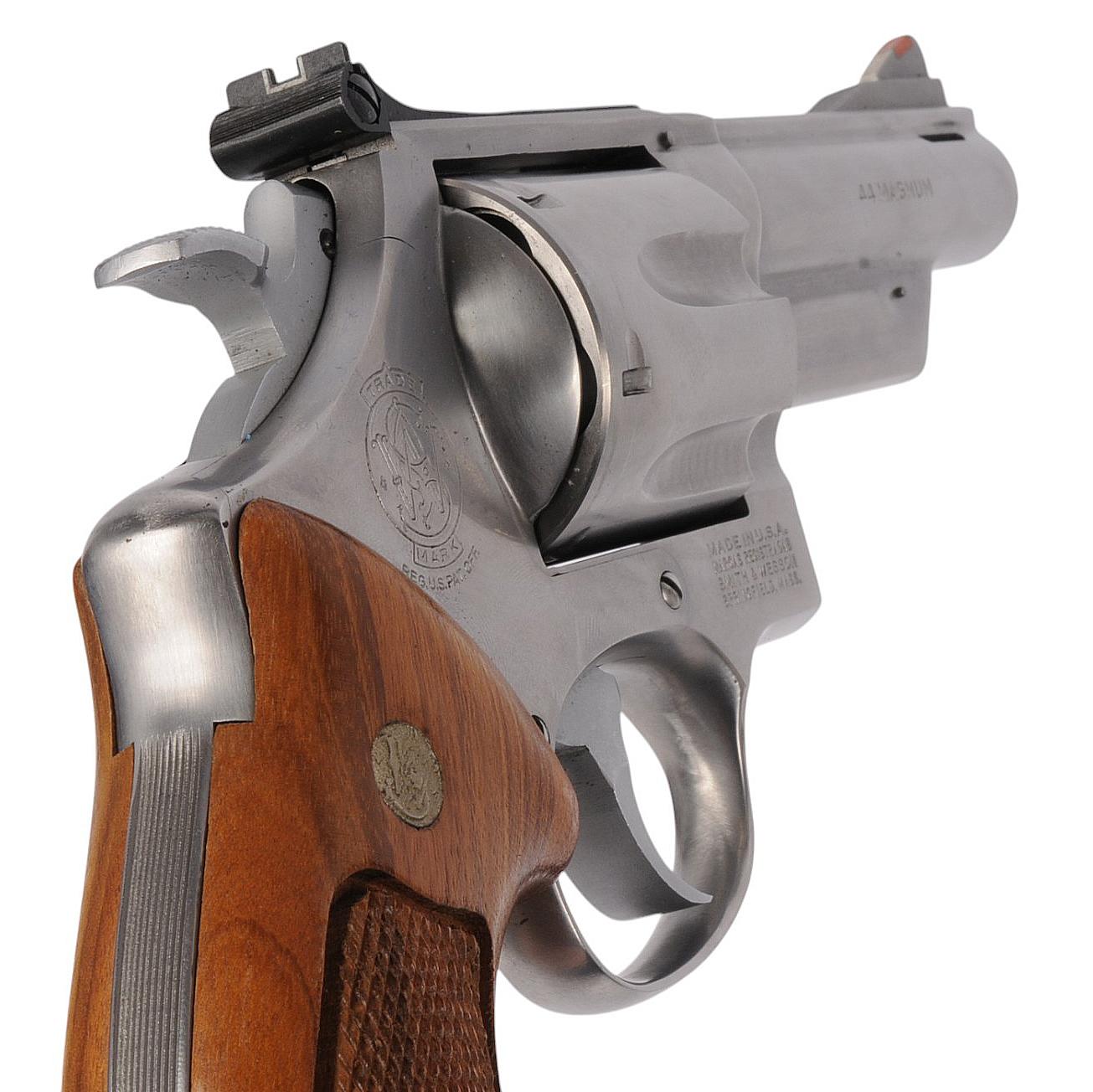 Smith & Wesson Model 629 Stainless Steel 44. Mag Double-Action Revolver FFL Req:N874636 (W2R1)
