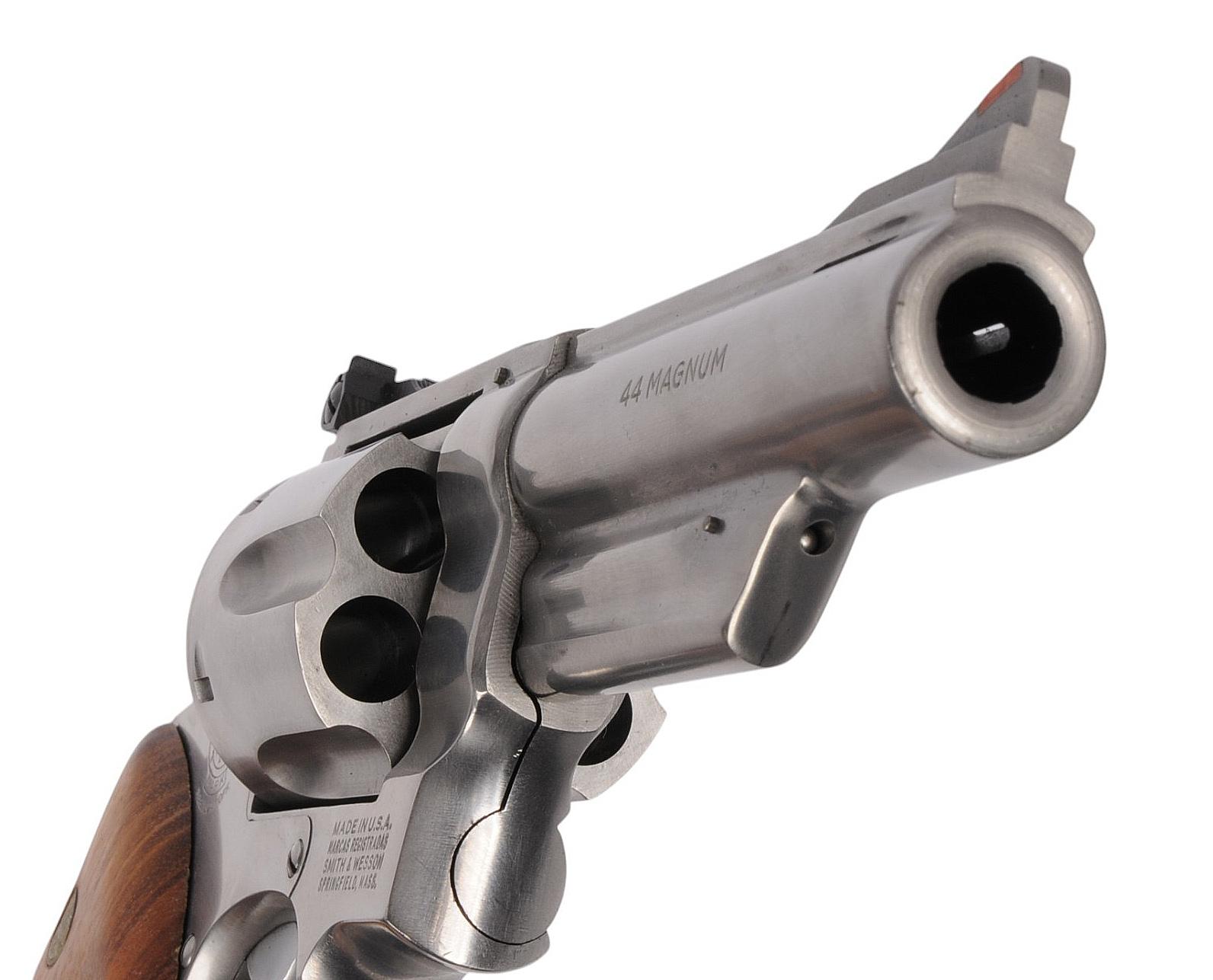 Smith & Wesson Model 629 Stainless Steel 44. Mag Double-Action Revolver FFL Req:N874636 (W2R1)