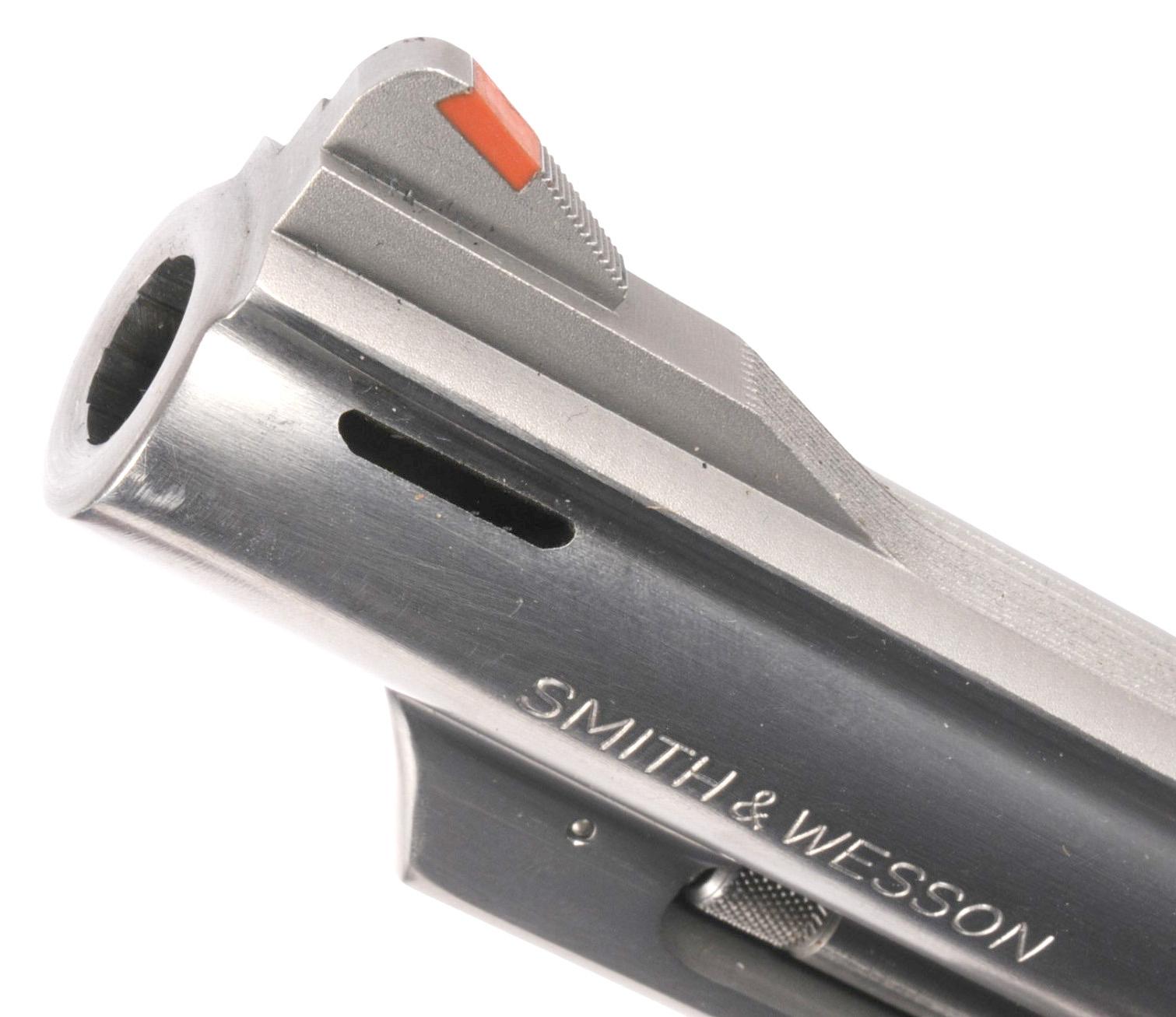 Smith & Wesson Model 629 Stainless Steel 44. Mag Double-Action Revolver FFL Req:N874636 (W2R1)