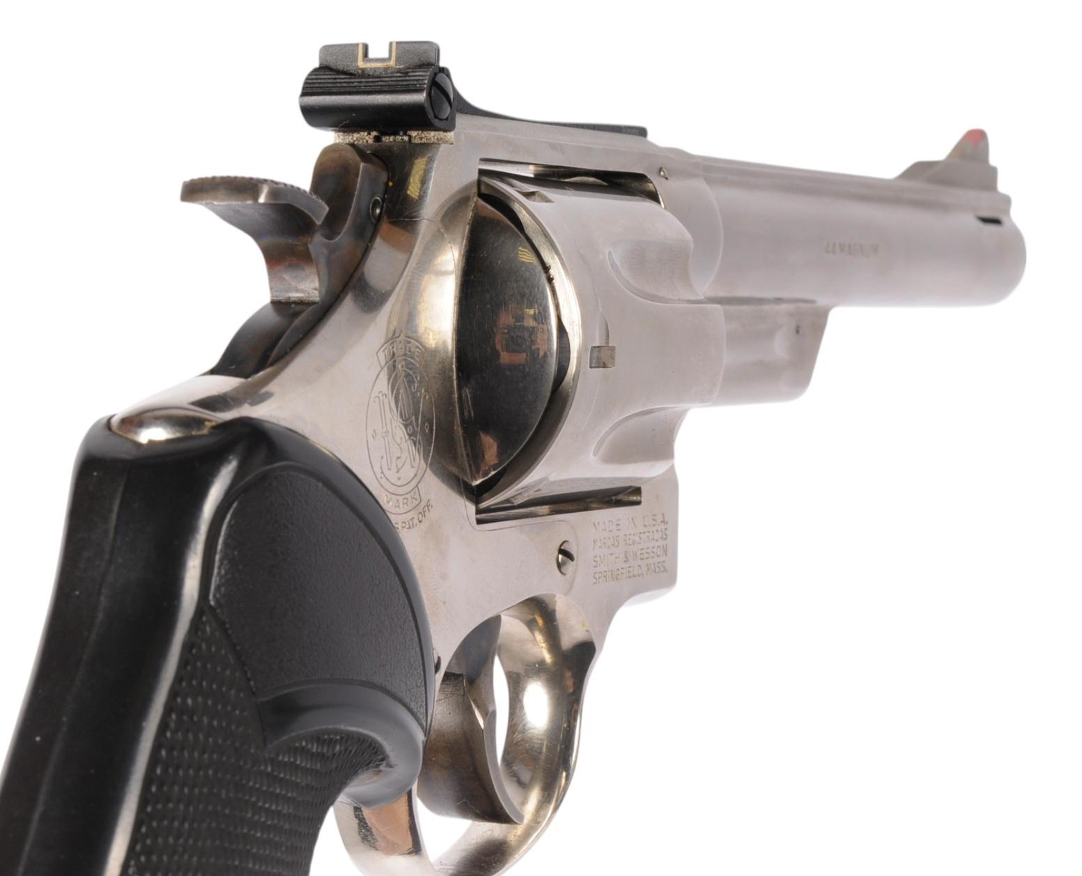 Smith & Wesson Model 29-2 44. Magnum Double-Action Factory Nickel Revolver FFL Req:N126074 (W2R1)