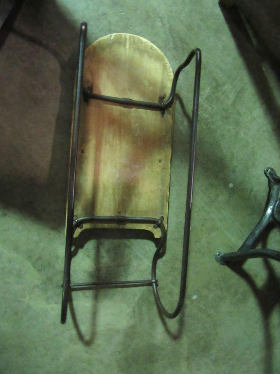 SLED DECORATION