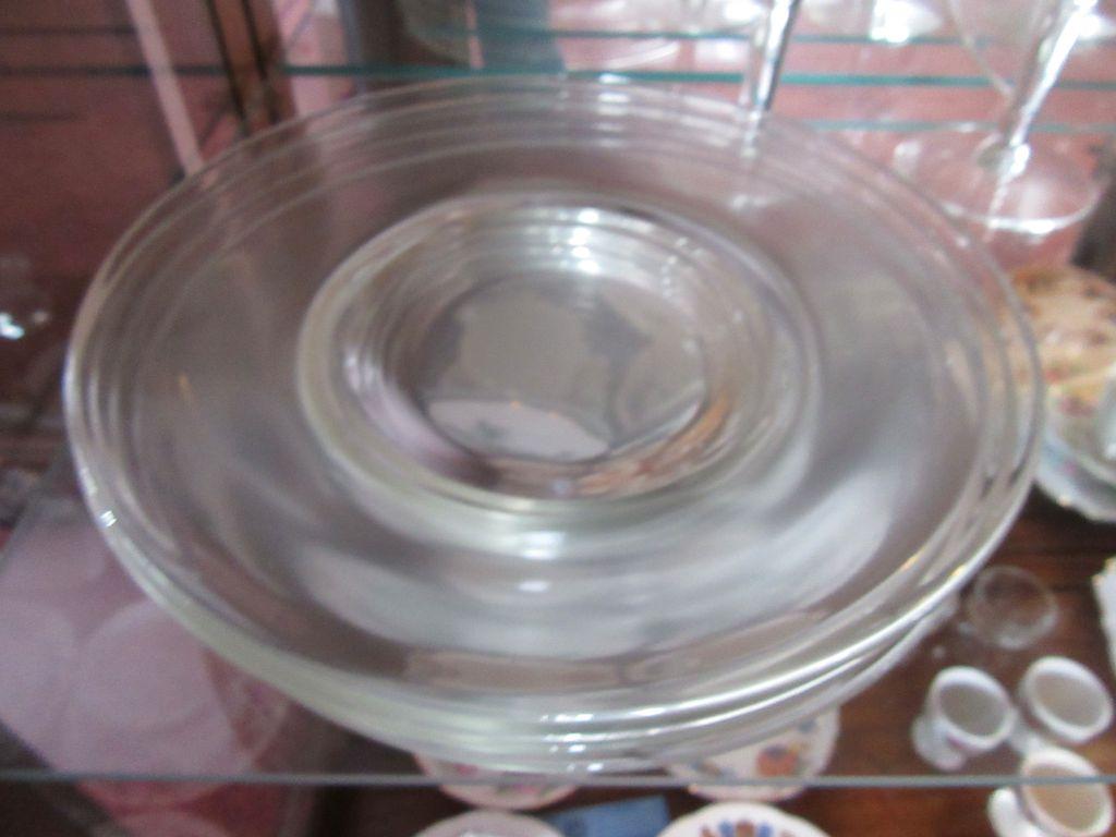 GOLD-RIMMED STEMWARE, POINSETTIA BOWL, AND PLATES