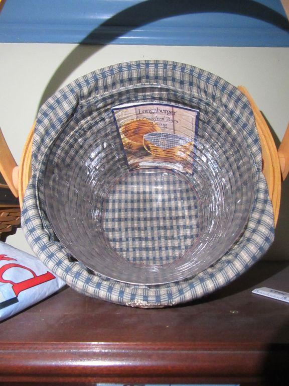 THE CRAWFORD BARN LONGABERGER BASKET SEPTEMBER 1998 WITH LID AND INSERT