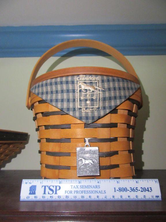THE CRAWFORD BARN LONGABERGER BASKET SEPTEMBER 1998 WITH LID AND INSERT