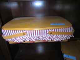 1997 LONGABERGER BASKET WITH INSERT AND LID