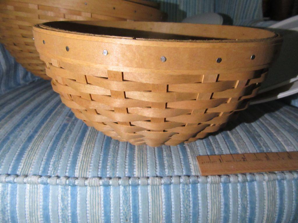 LONGABERGER HOSTESS FULL BASKET SET. NO DATE