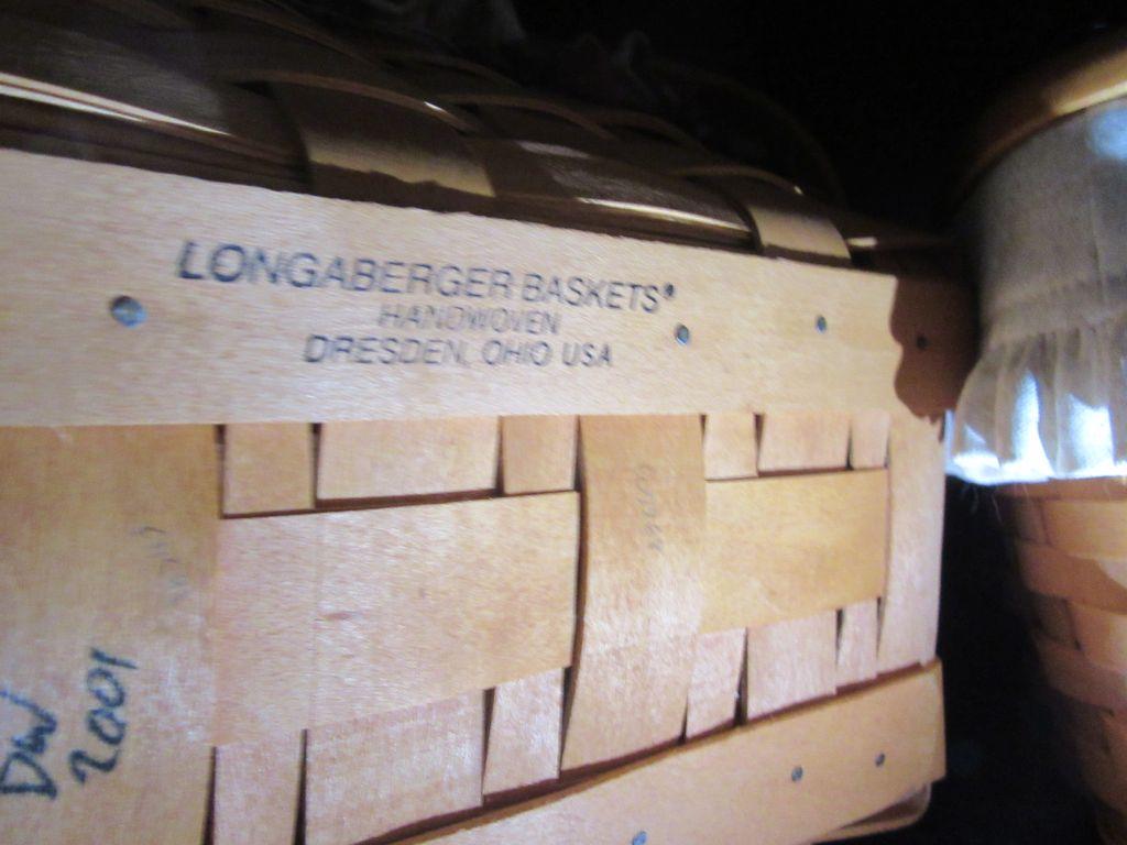 2001 LONGABERGER BASKET WITH INSERT