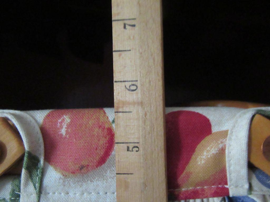 2001 LONGABERGER BASKET WITH INSERT
