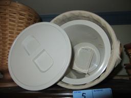 LONGABERGER BASKET 2003 WITH ICE BUCKET INSERT AND LID