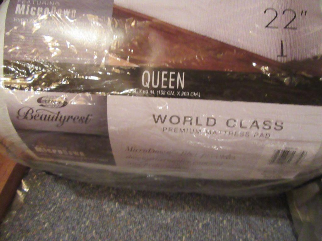 FULL AND QUEEN SIZE MATTRESS PADS