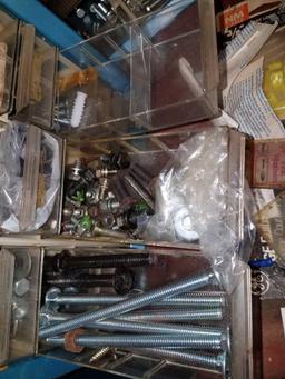 Hardware cabinet with Hardware
