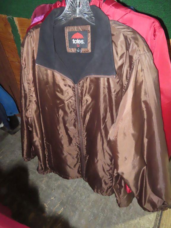 Ladies jackets mostly sizes large to 1X