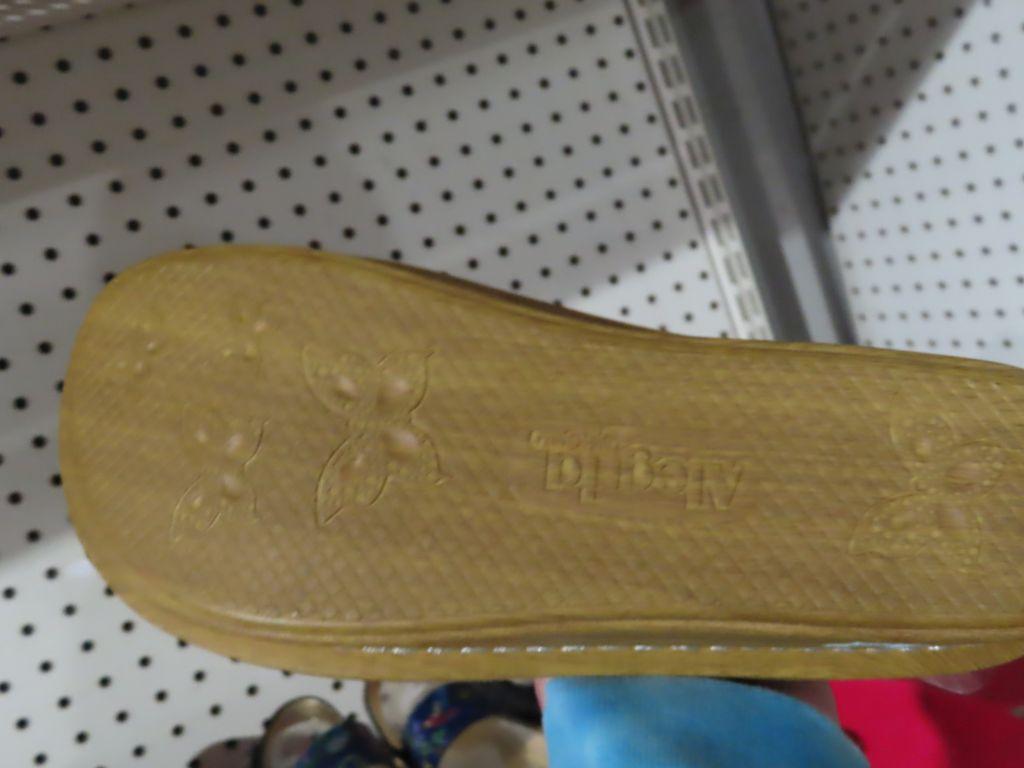 Alegria size 9 sandals