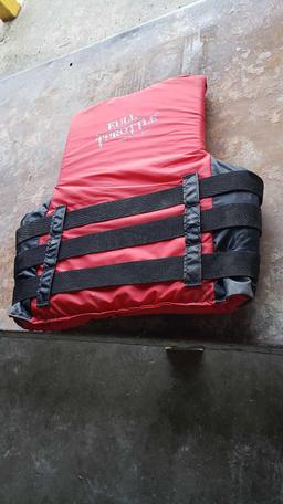 One small/medium full throttle life jacket