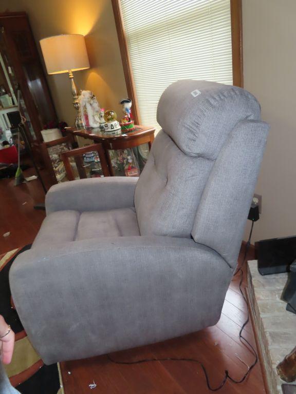 Southern Motion power recliner