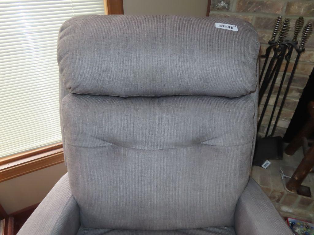 Southern Motion power recliner