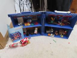 Playmobil Christmas house. Incomplete.