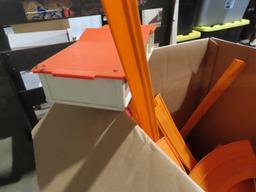 Hot Wheels track with building