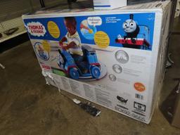 Fisher-Price Power Wheels Thomas and Friends ride on train set with track