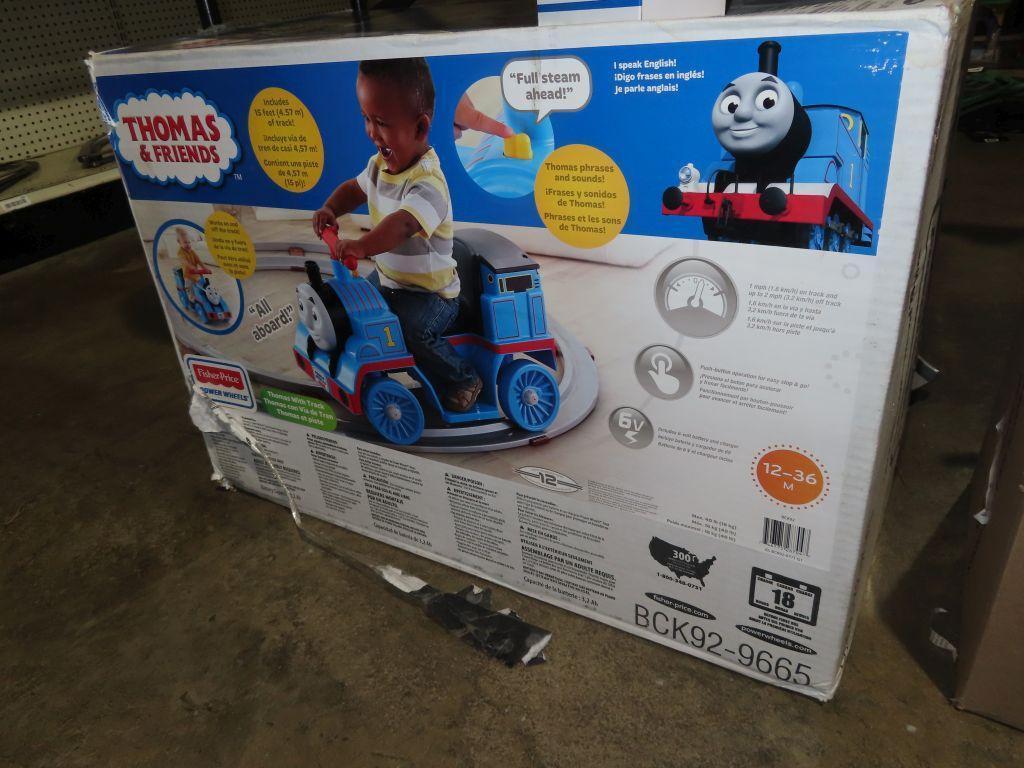 Fisher-Price Power Wheels Thomas and Friends ride on train set with track