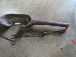 Antique single tree