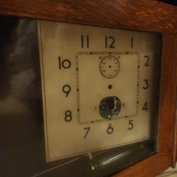 Antique oak clock. Needs repaired