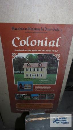 Colonial dollhouse in box