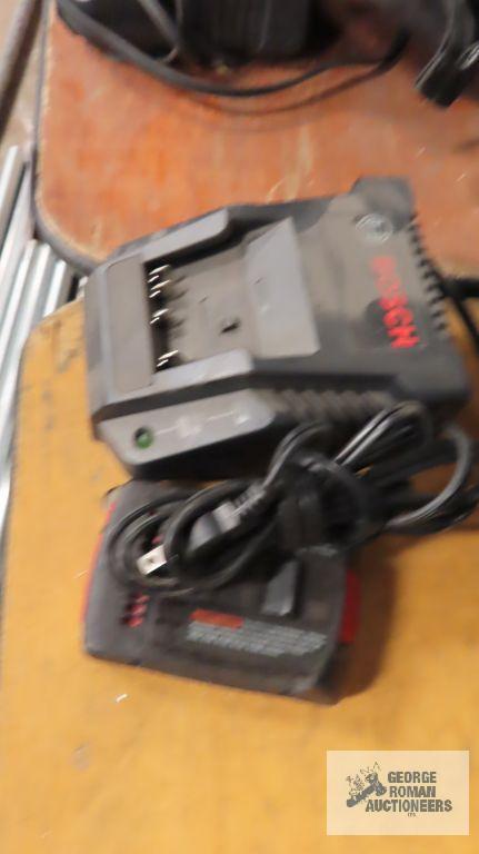 Bosch drill with one battery charger and soft case