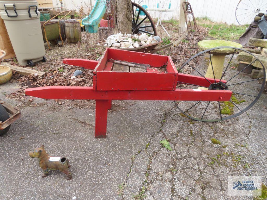 Decorative wagon planter