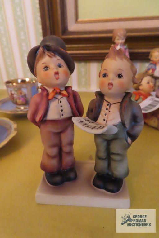 Hummel Duet figurine number 130