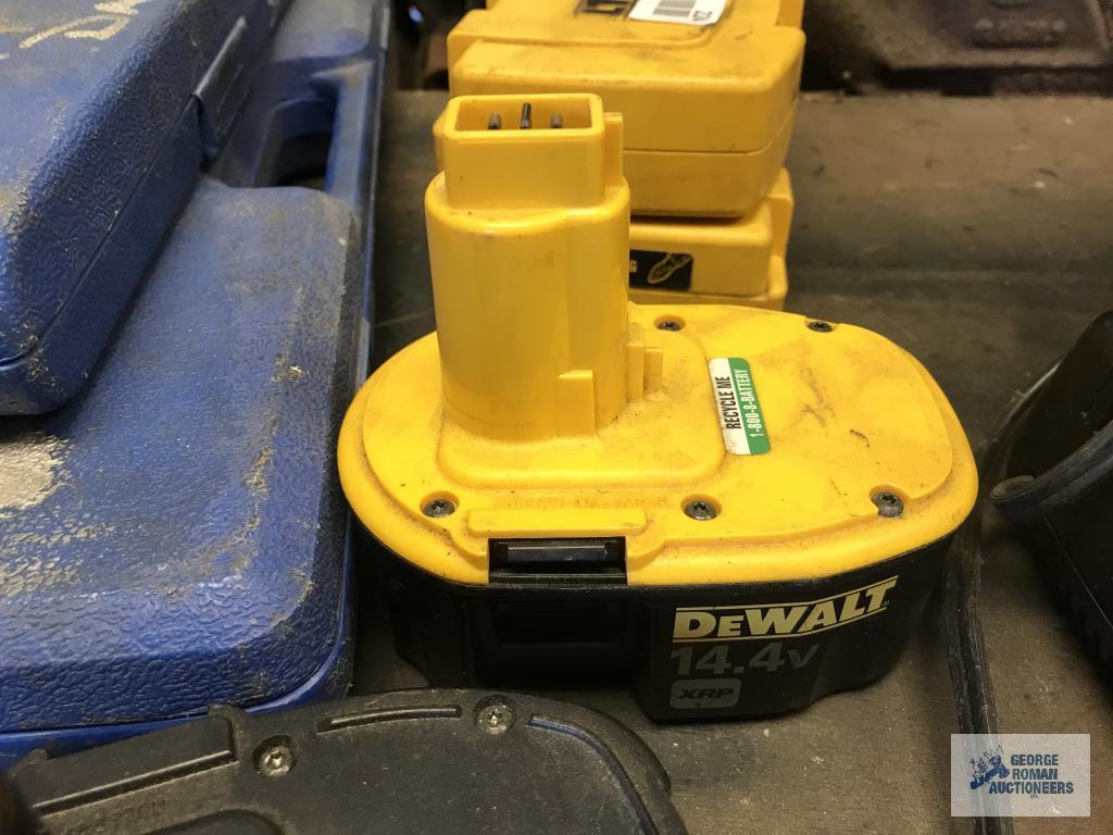 DEWALT BATTERY TOOLS, DO NOT MATCH