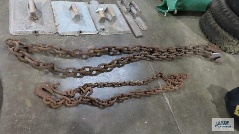 Chain with hooks and smaller chains