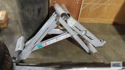 Pair of aluminum ladder jacks