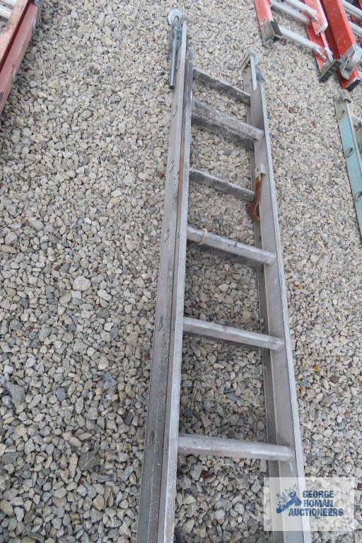 Aluminum 28 ft extension ladder