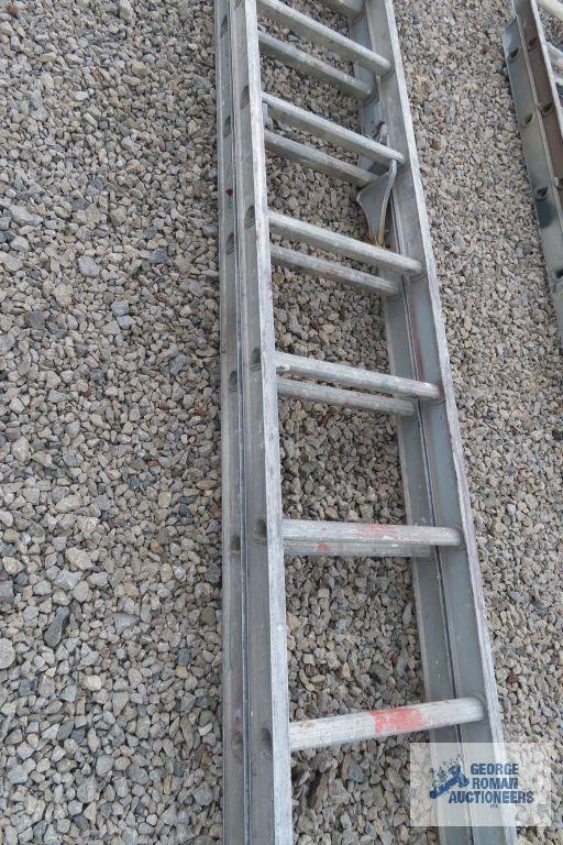 Aluminum 26 ft extension ladder