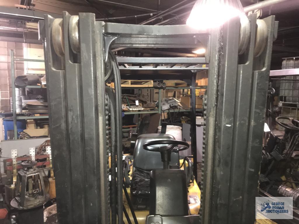 CAT FORKLIFT, MODEL GC25K, PROPANE, SIDE SHIFTER, NOT RUNNING