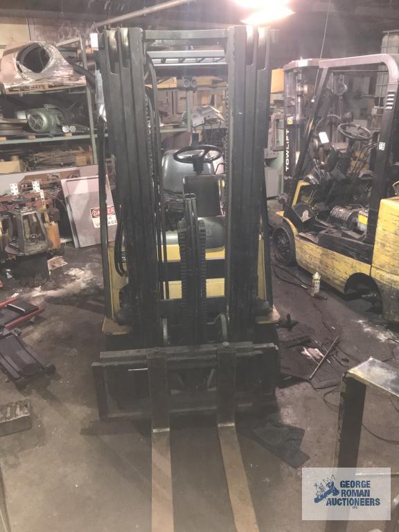 CAT FORKLIFT, MODEL GC25K, PROPANE, SIDE SHIFTER, NOT RUNNING