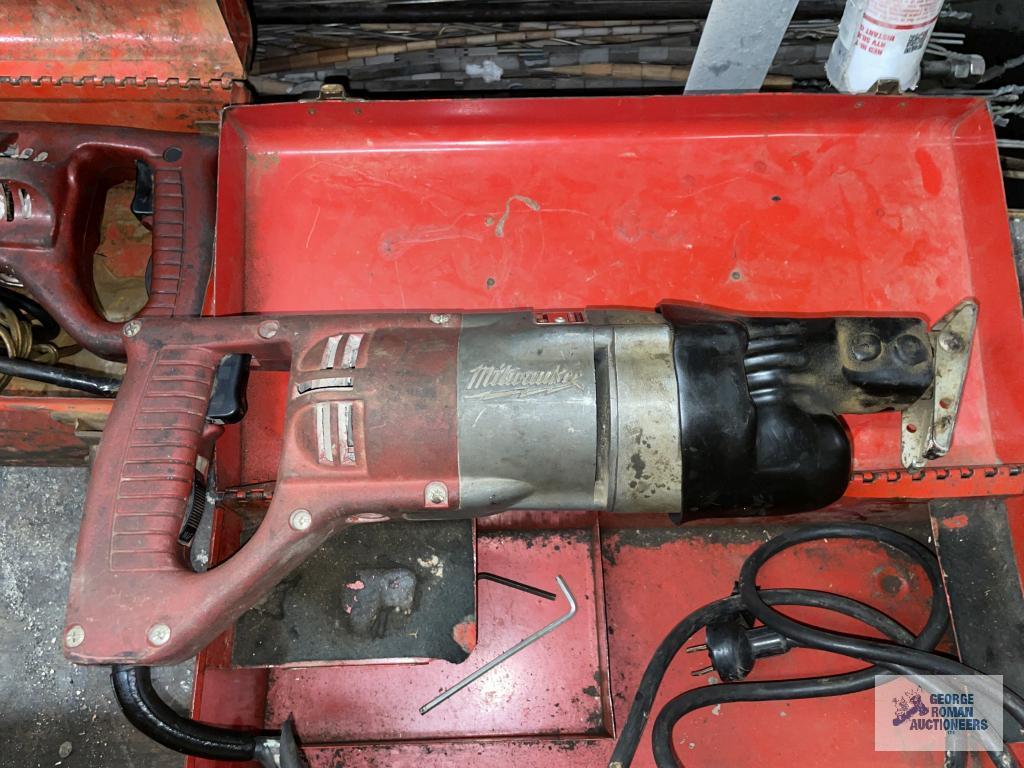 (4) MILWAUKEE POWER TOOLS