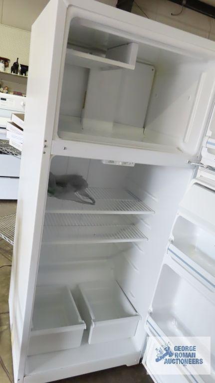 GE refrigerator, model number TBX16SAZDRWH, missing shelves