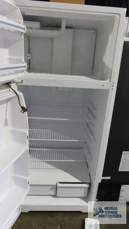 GE refrigerator, model number TXB16SAZERWH, missing parts on door