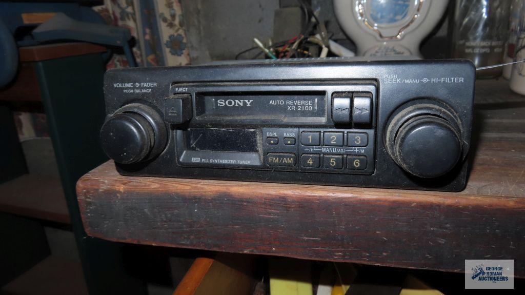 Sony model XR-2100 FM/AM cassette car stereo