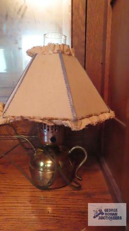 Teapot lamp