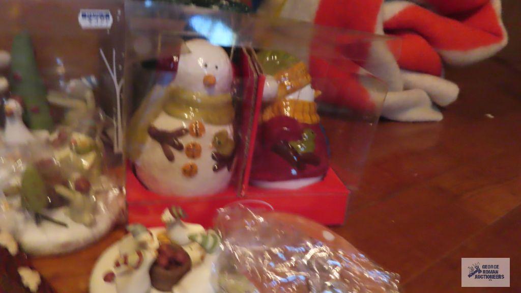 Lot of Christmas figurines and houses