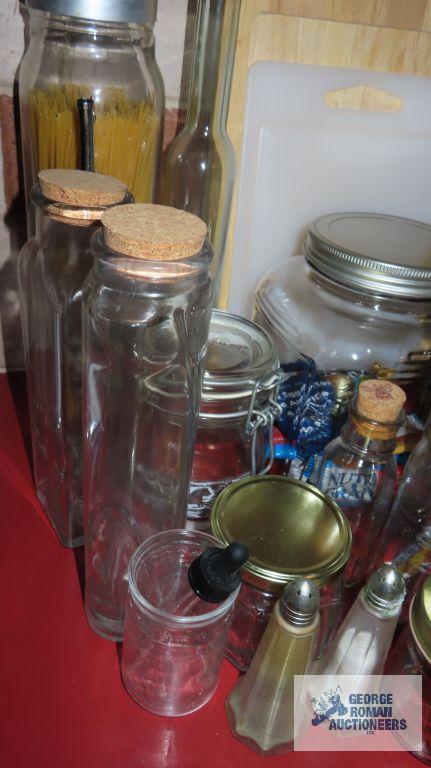 Lot of glass containers