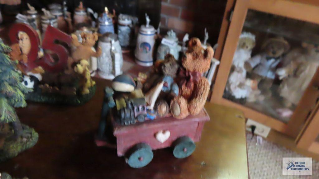 Boyds bears and friends figurines