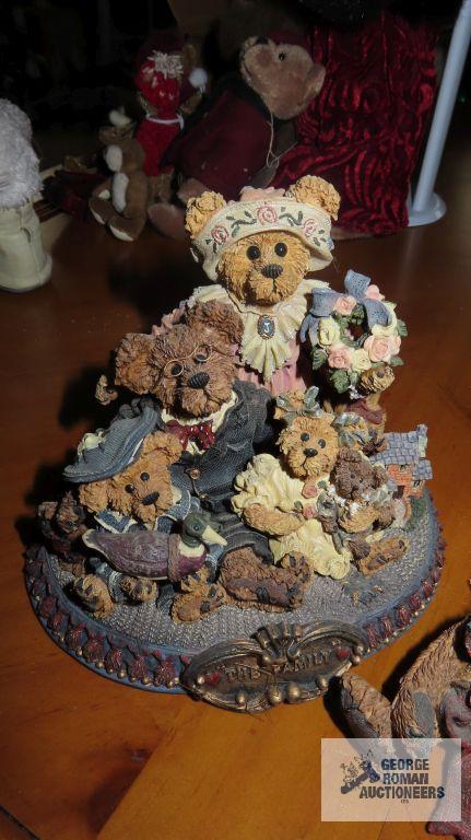 Boyds Bears and Friends figurines