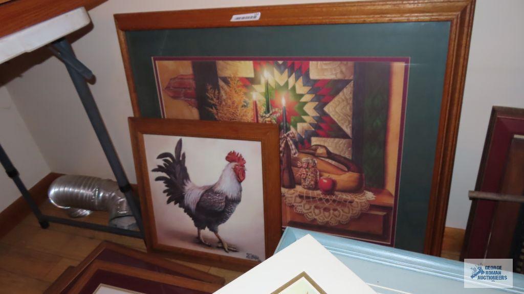 Quilt and rooster pictures