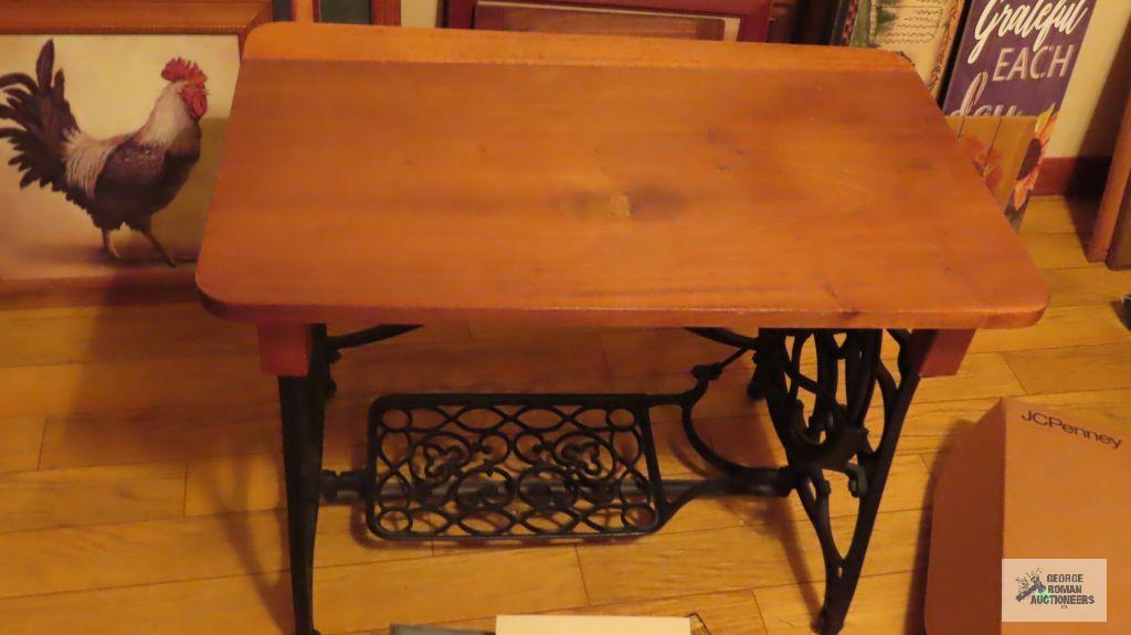 Sewing machine table