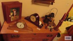 Vintage oak...chest of drawers